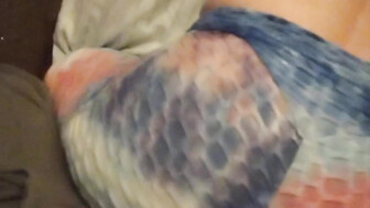 Grinding and twerking makes cuck cum quickly.