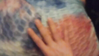 Grinding and twerking makes cuck cum quickly.