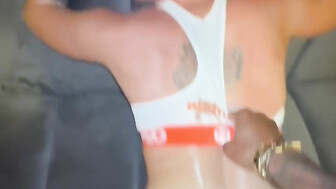 Stunning delivery babe collects her tip from bbc bull