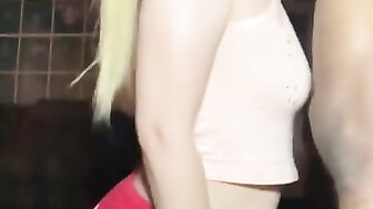 Pleasing Blk daddy with her mouth