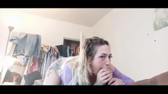 White girl records herself deepthroating a BBC