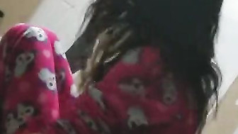 GF sucking black cock