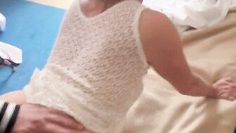 Sexy wife with thick ass loves to ride