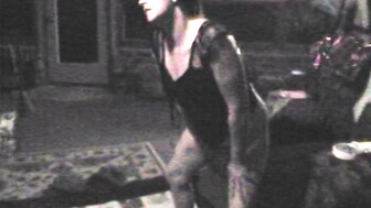 Suzi is an unsatisfied wife