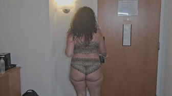 Big ass MILF and handsome younger BBC lover