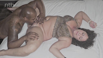 Big ass MILF and handsome younger BBC lover