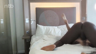 Amateur Milf Threesome