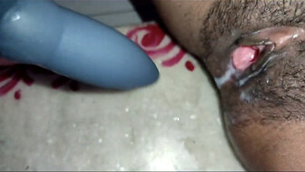 Indian bengali girl masterbetion with dildo (Rahul&Rimi)