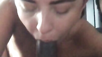 Snowbunny loves to suck