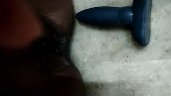 Bengali girl Rini das masterbetion and cum out creamy pussy (Rahul&Rimi)