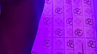 Bengali girl Rini das masterbetion with bottle in puja room part1 (Rahul&Rimi)