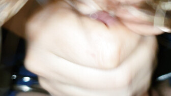 balomiribianca giving a handjob with gold nails