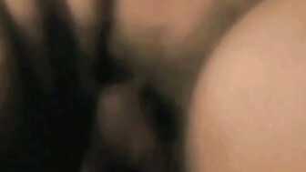 Abres sus piernas y deja ver su copo