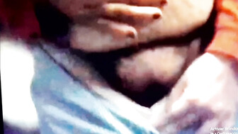 grabandola en el cuarto baño