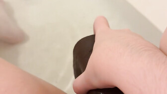 Hotwife plays with bbc toy