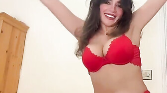 Hotwife dance for bbc cuckold