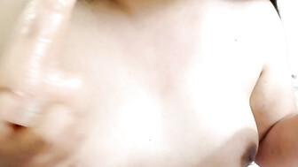 Putita masyurbamdose con jugete sexual