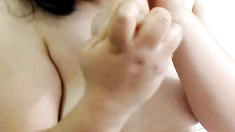 Putita masyurbamdose con jugete sexual