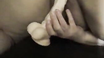Need a young bull to fuck my tight married asshole