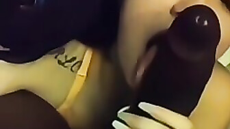 Sexy College Babe Sucking BBC