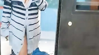 Bengali girl Rini das sexy figure out mirror selfie video