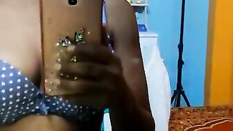 Bengali girl Rini das sexy figure out mirror selfie video
