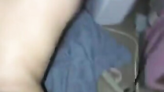 Latina milf cucked out