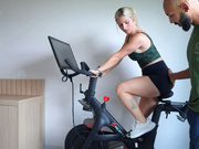 Have a good workout with a personal trainer