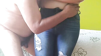 Universitaria teniendo sexo con su profesor de clases