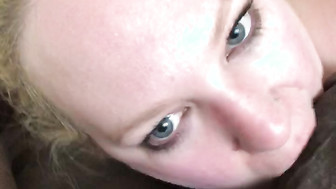 Sexy pawg milf sucking BBC