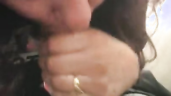 Sexy Latina gives head